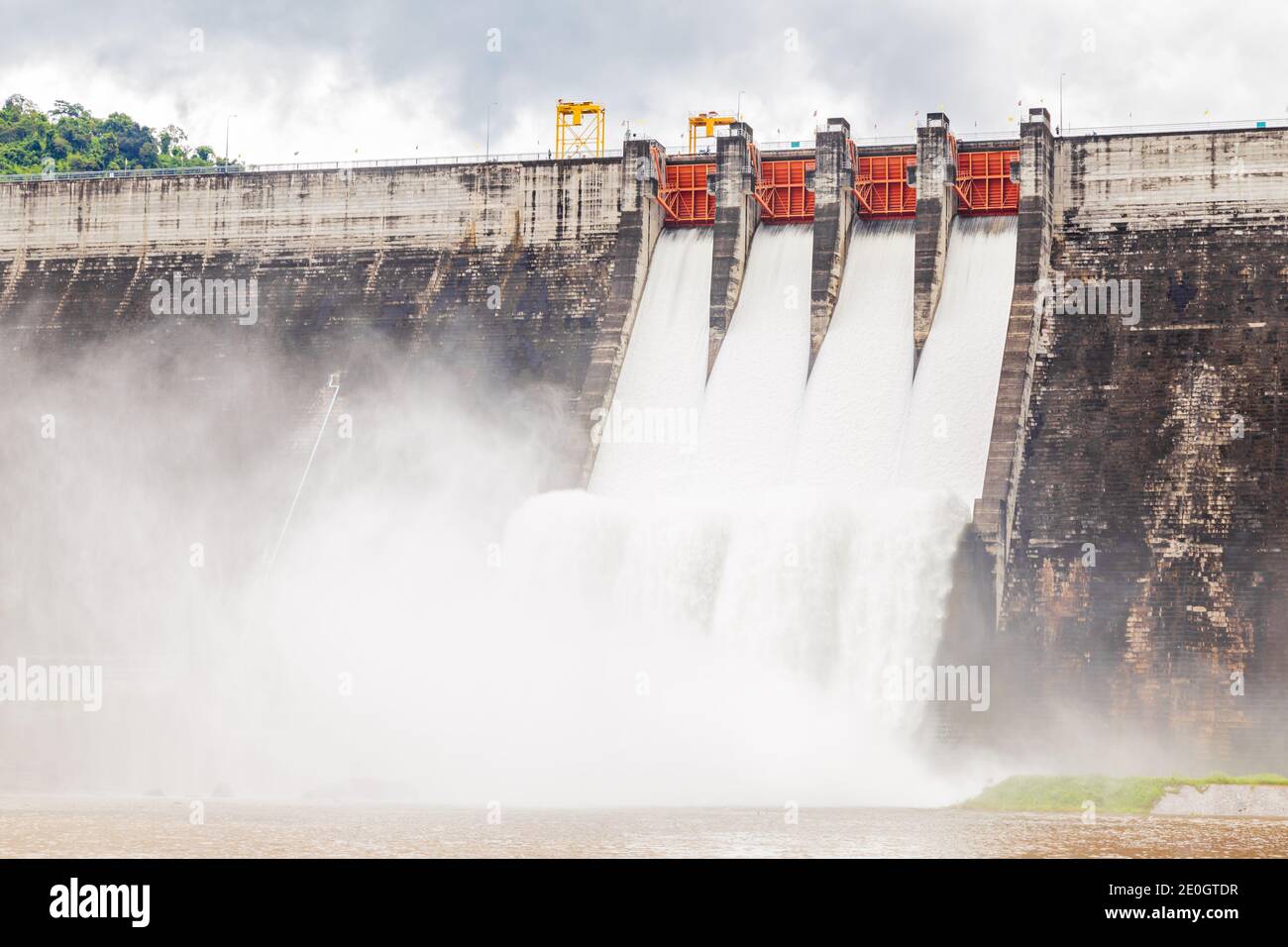 Flood+gates hi-res stock photography and images - Page 8 - Alamy