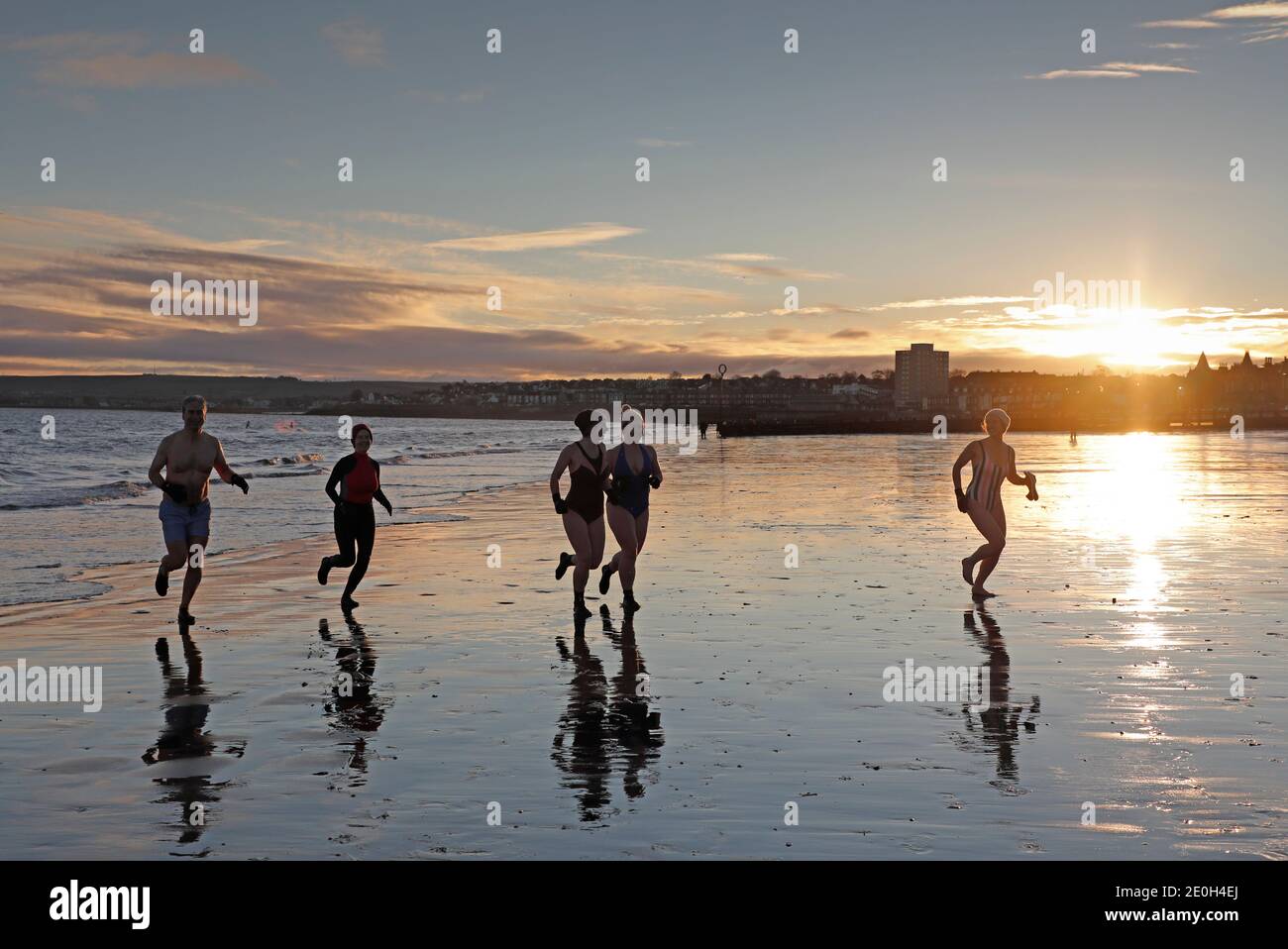 Portobello loony dook hires stock photography and images Alamy