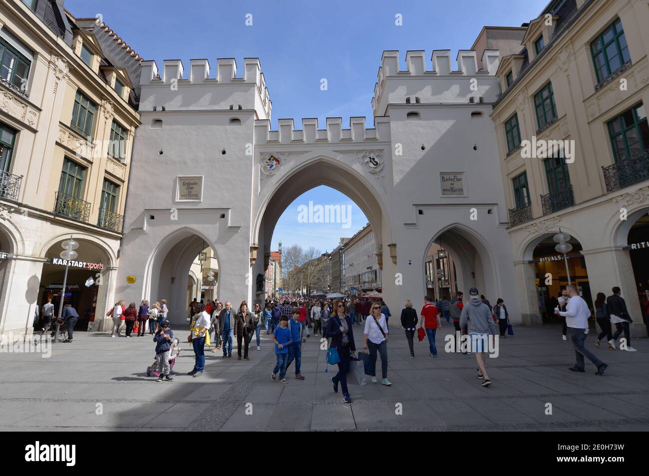 Neuhauser strasse hi-res stock photography and images - Alamy