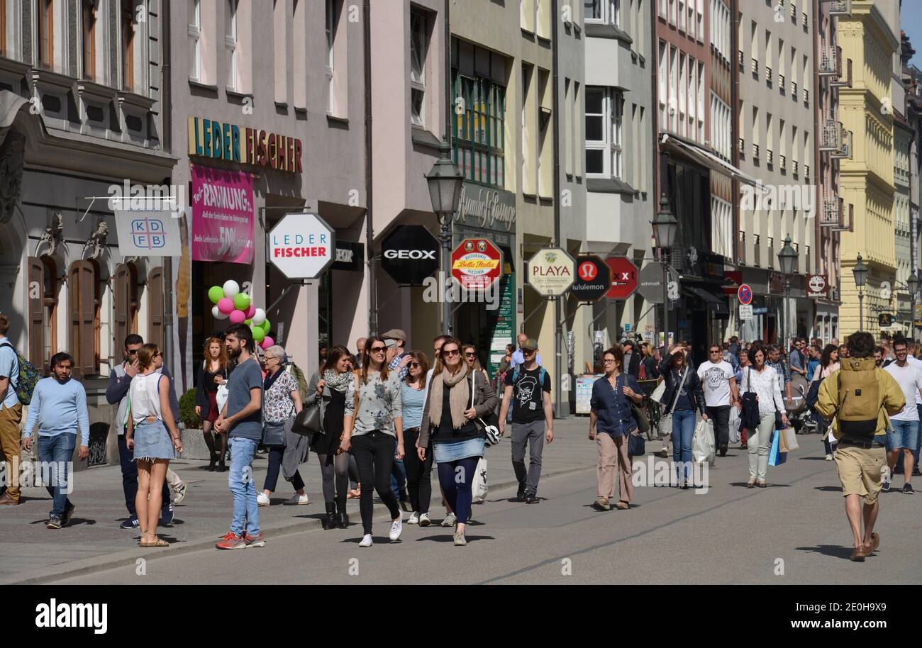 Münchener straße hi-res stock photography and images - Page 2 - Alamy