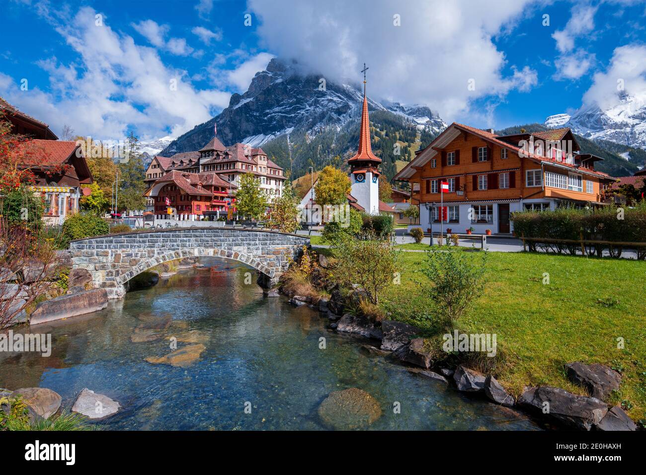Village Kandersteg (Switzerland) and the mountain Dundenhorn Stock Photo