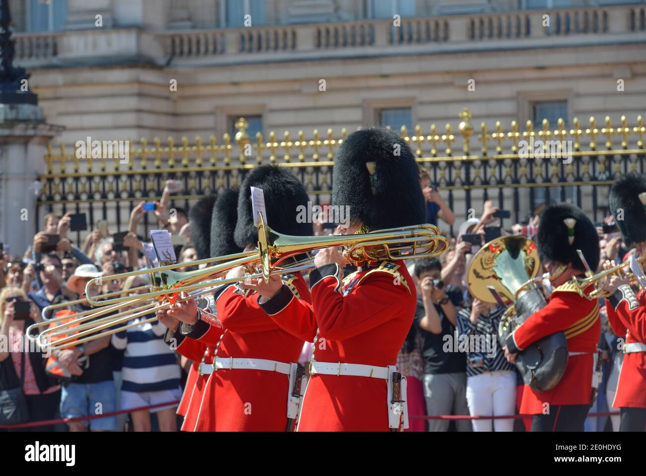 Band, Changing of the guards, Buckingham Palace, London, England, Grossbritannien Stock Photo
