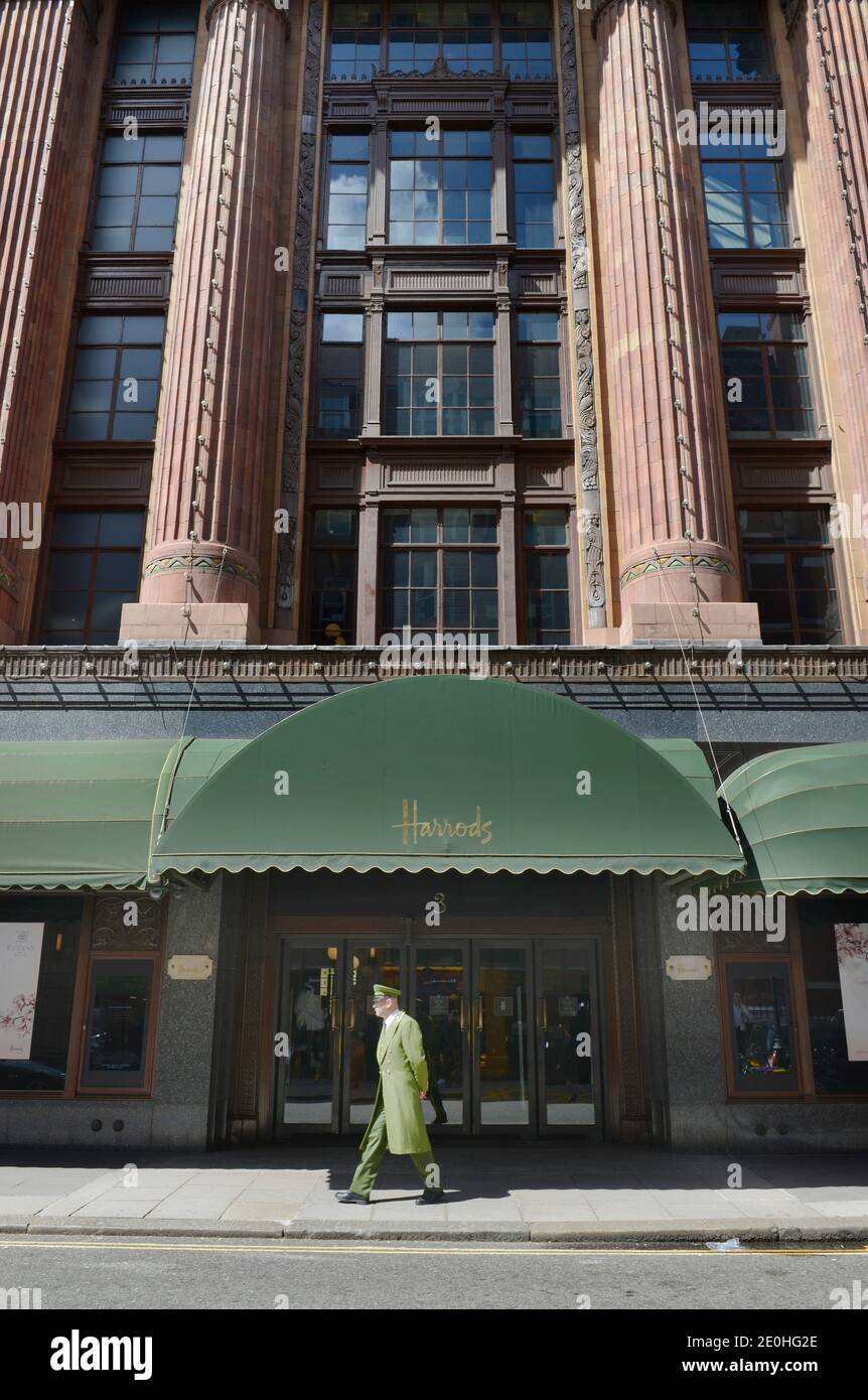 Basil street london hires stock photography and images Alamy