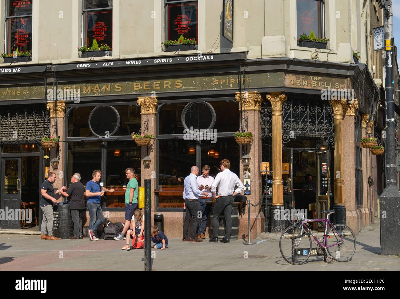 Spitalfields ten bells pub hires stock photography and images Alamy