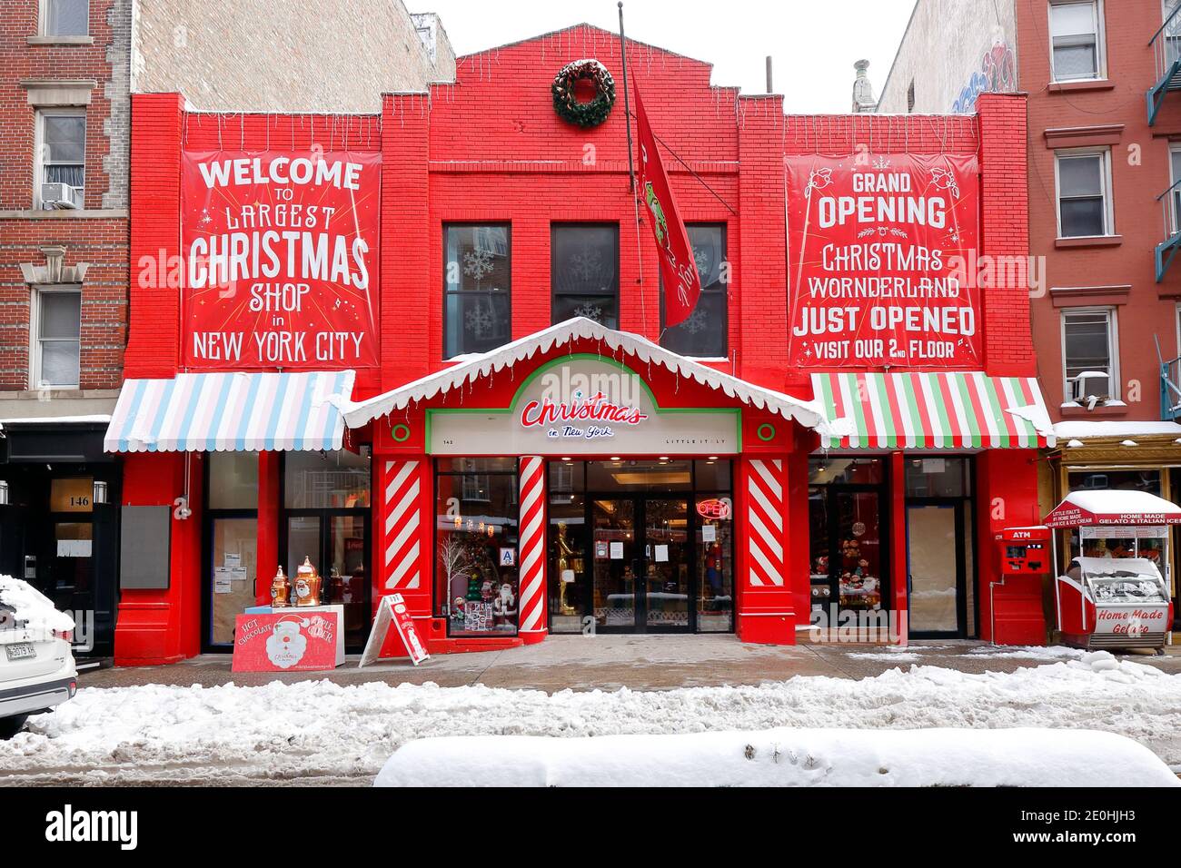 Christmas in New York, 142 Mulberry St, New York, NYC storefront photo of a christmas decoration shop in Manhattan's Little Italy neighborhood. Stock Photo