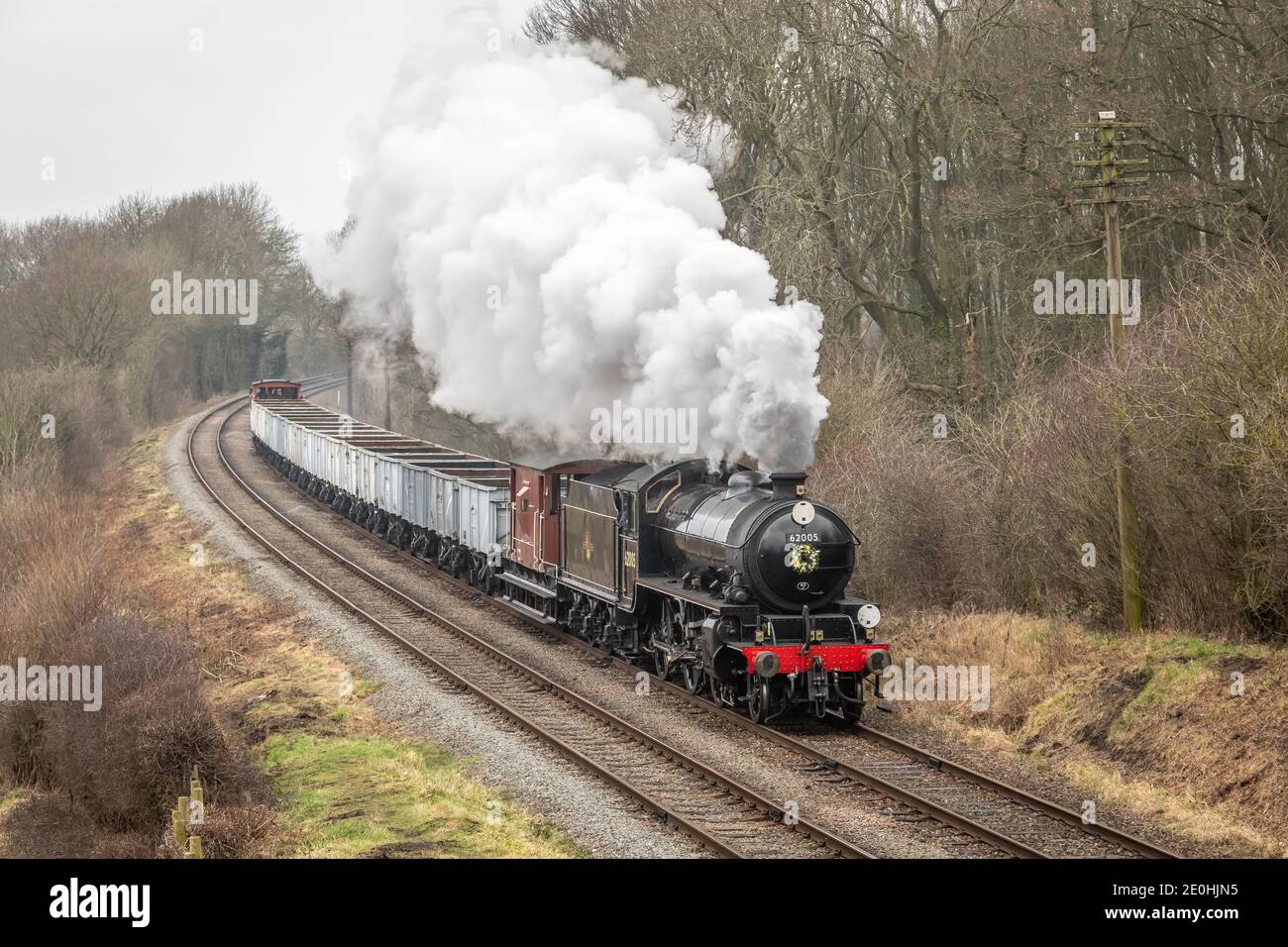 BR 'K1' 2-6-0 No. 62005 passes near Kinchley Lane on the Great Central Railway Stock Photo