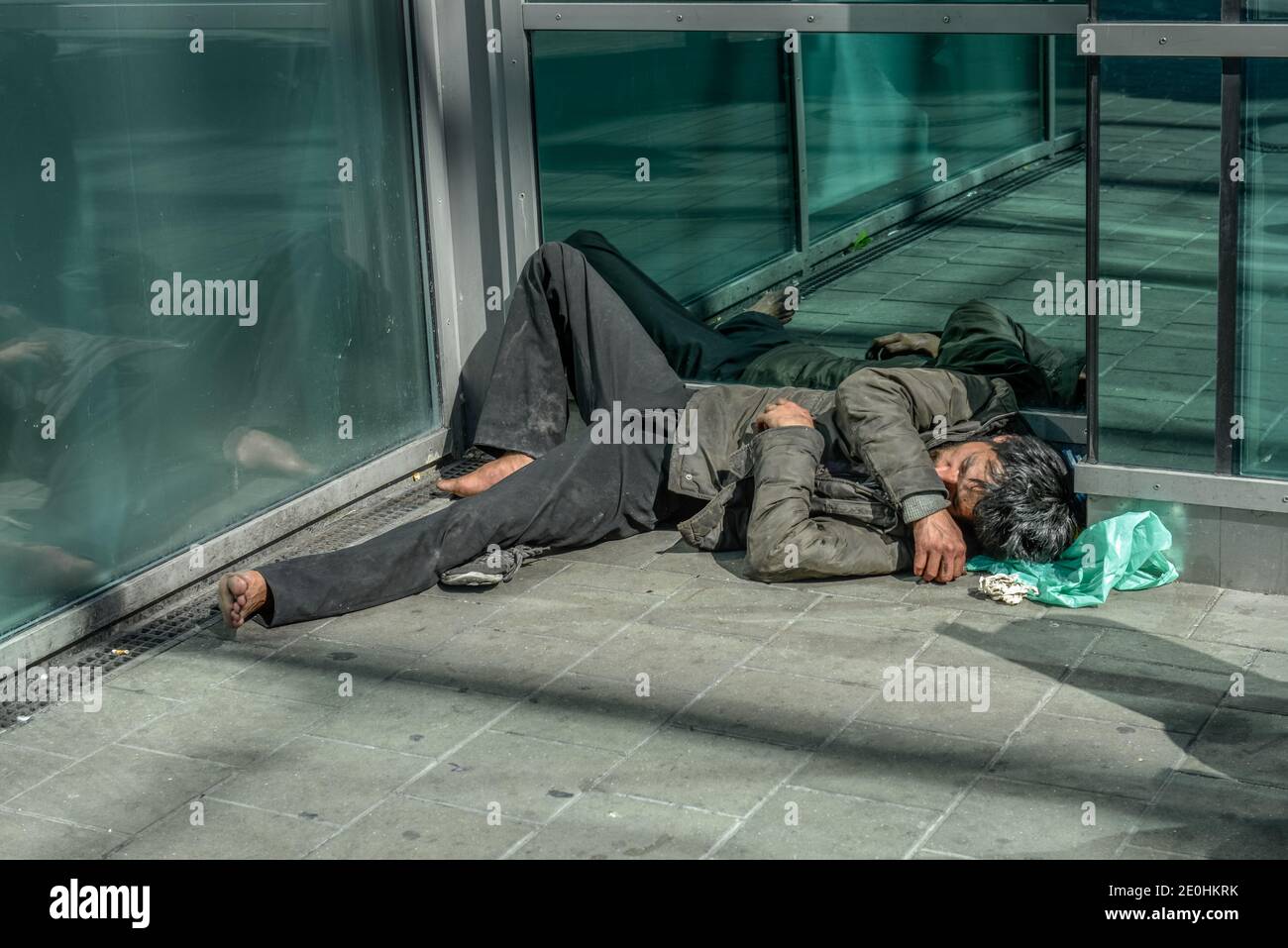 Obdachloser, ZOB, Adenauerallee, Hamburg, Deutschland Stock Photo