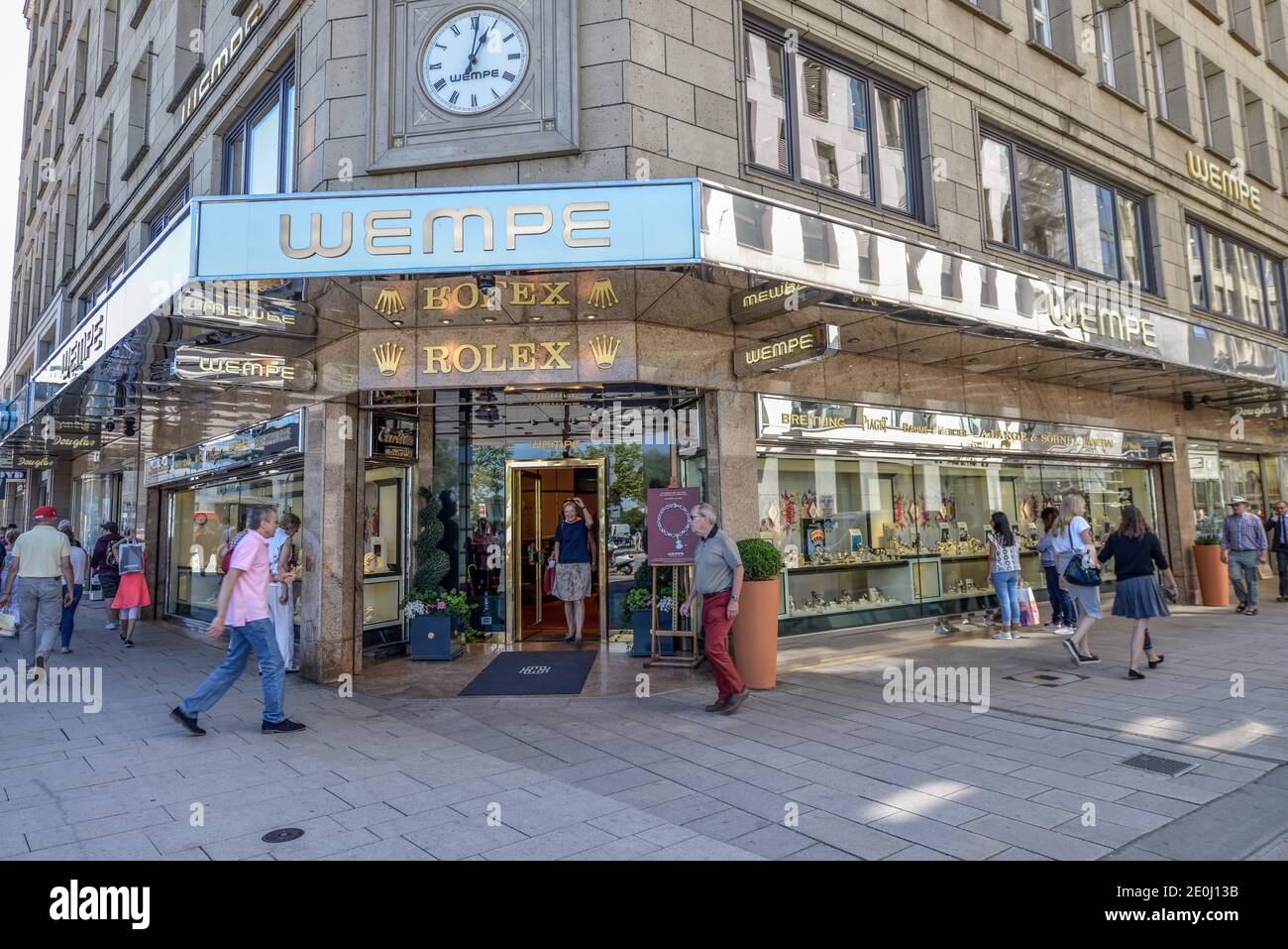 Juwelier Wempe, Jungfernstieg, Hamburg, Deutschland Stock Photo - Alamy