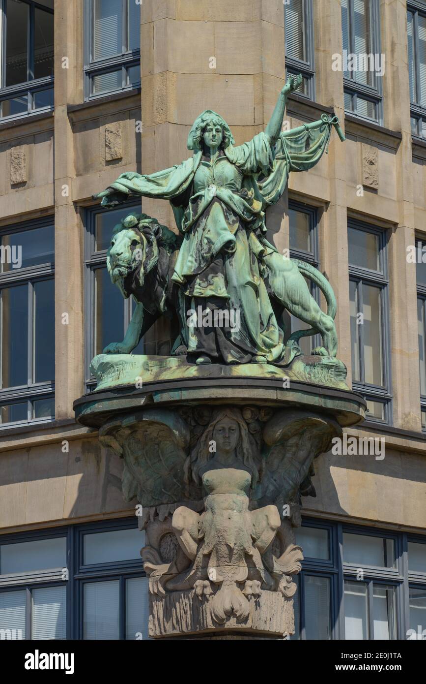 Hammonia Skulptur, Haus der Seefahrt, Hohe Bruecke, Hamburg ...