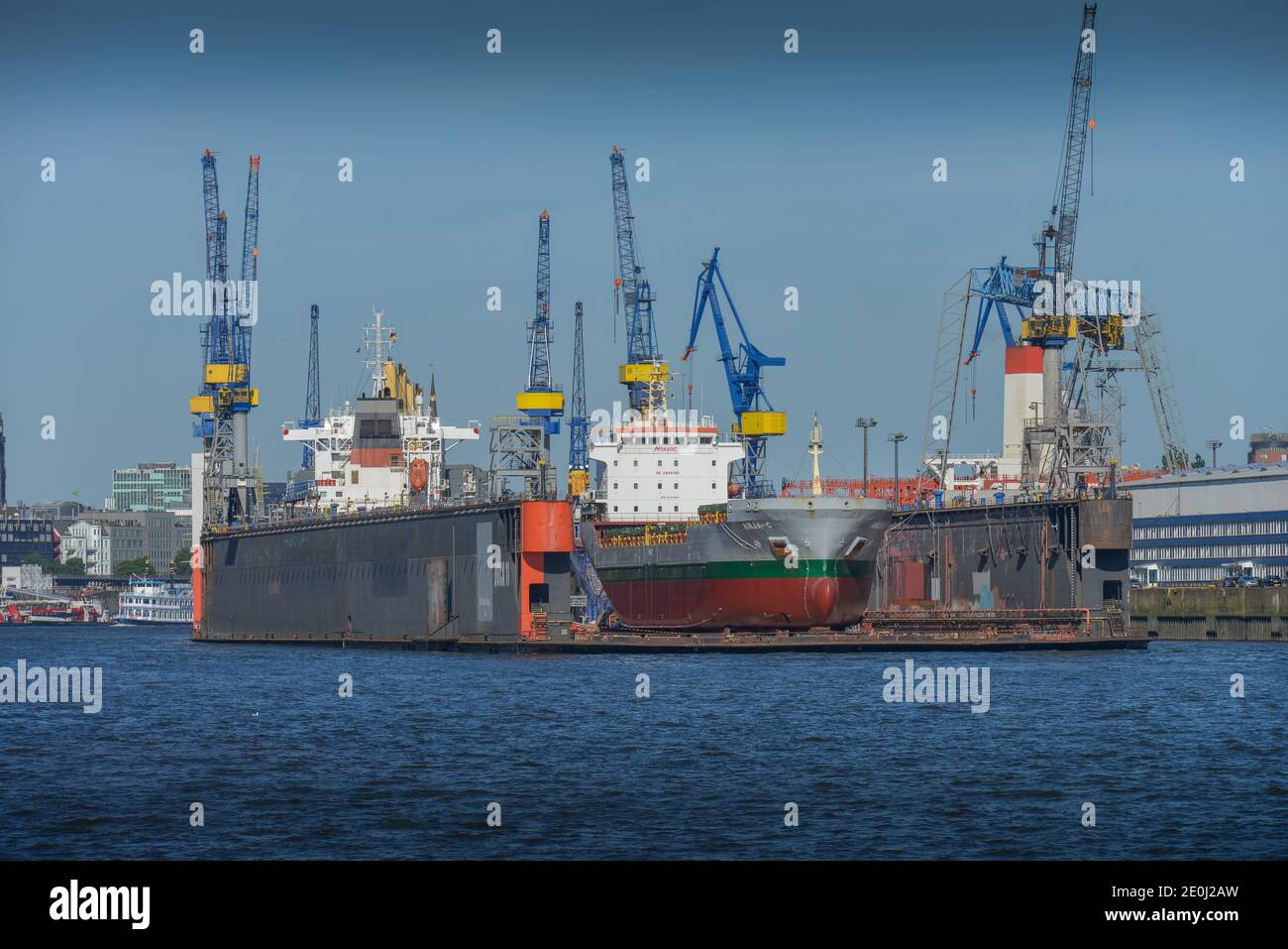 Trockendock, Schiffswerft Blohm + Voss, Steinwerder, Hamburg, Deutschland Stock Photo