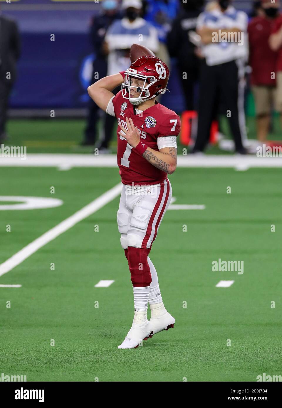 Arlington, TX, USA. 30th Dec, 2020. Oklahoma Sooners quarterback Spencer Rattler (7) passes the ball in action during the Florida Gators, versus the Oklahoma Sooners college football game, at the Goodyear Cotton Bowl, in Arlington, Texas on December 30, 2020. The Sooners won the game 55-20. (Mandatory Credit: Freddie Beckwith/MarinMedia.org/Cal Sport Media) (Absolute Complete photographer, and credits required).Television, or For-Profit magazines Contact MarinMedia directly. Credit: csm/Alamy Live News Stock Photo