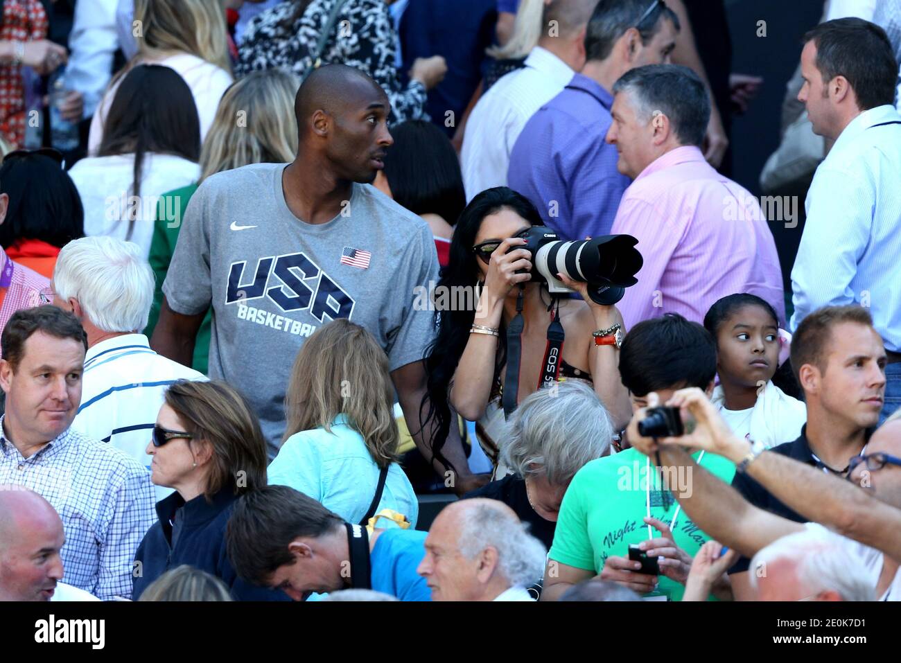NO WEB, NO APPS IN FRANCE - Basketball player Kobe Bryant and wife Vanessa,  daughters Natalia Diamante and Gianna Maria-Onore at Wimbledon watching the  game between roger Federer and delpotro on August