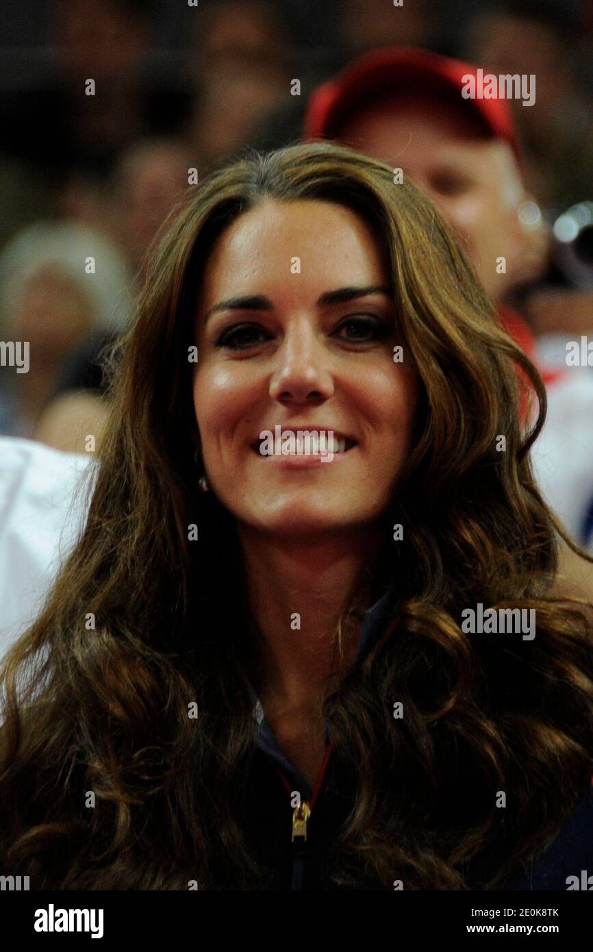 Kate Middleton, the Duchess of Cambridge, attends the Men's Pommel Horse  Apparatus Finals at the North Greenwich Arena during the London 2012 Summer  Olympics in Greenwich, London, UK on August 5, 2012., image size:866x1390