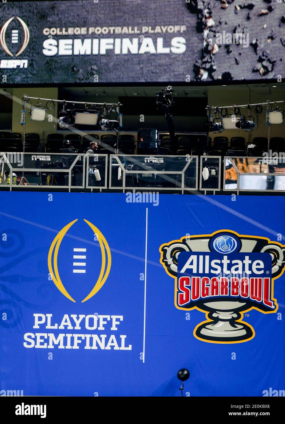 New Orleans, LA, USA. 1st Jan, 2021. Allstate Sugar Bowl Classic signs surround the Superdome before the Allstate Sugar Bowl Classic Playoff Semifinal game between the Clemson Tigers and the Ohio State Buckeyes at the Mercedes Benz Superdome in New Orleans, LA. Jonathan Mailhes/CSM/Alamy Live News Stock Photo