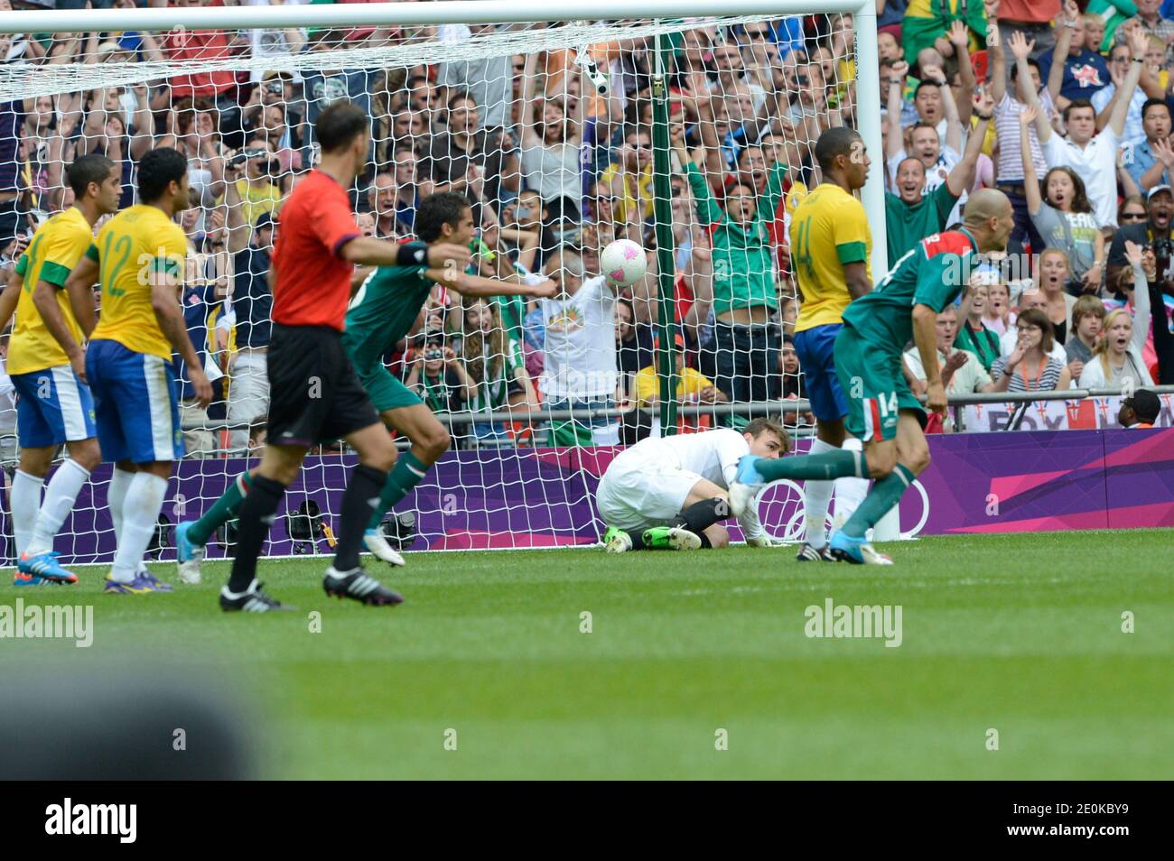 Mexico's Oribe Peralta scoring the 2-0 goal in the football Olympic final Brasil vs Mexico of the 2012 London Olympics Games in Wembley Stadium, London, UK on August 11h, 2012.Mexico won 2-1. Photo by Henri Szwarc/ABACAPRESS.COM Stock Photo