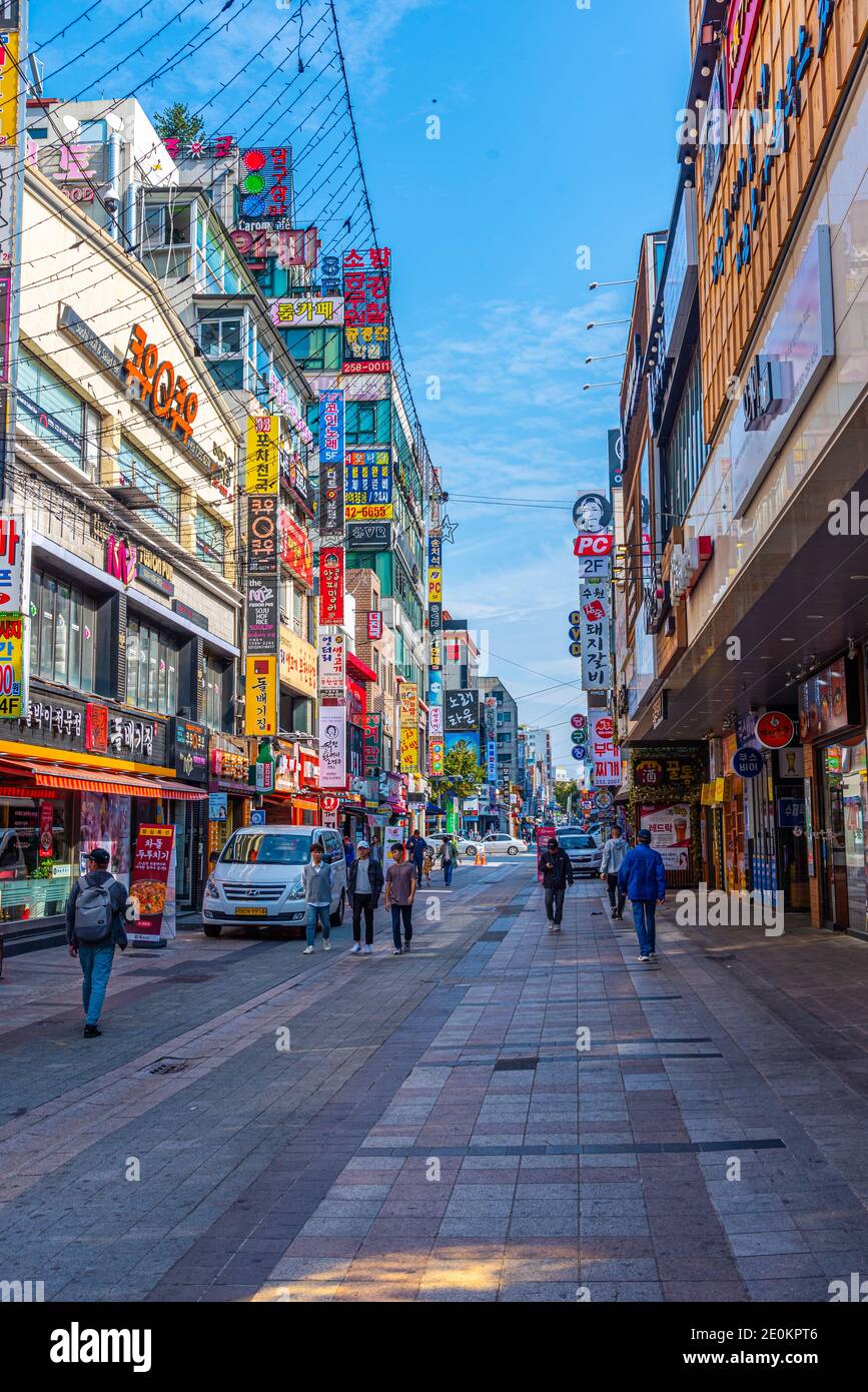 Asian street view hi-res stock photography and images - Alamy