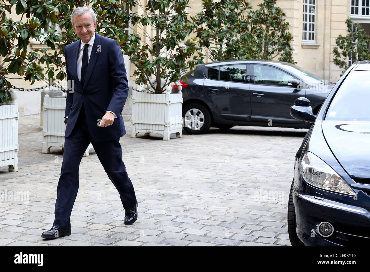 Luxury group LVMH CEO Bernard Arnault leaves the Hotel De Matignon after a  meeting with French Prime minister Jean-Marc Ayrault, in Paris, France on  september 05, 2012. Photo by Stephane Lemouton/ABACAPRESS.COM Stock