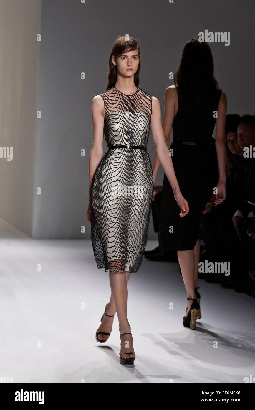 A model displays creation by designer Calvin Klein during the Spring/Summer  2013 New York fashion week in New York on September 13, 2012. Photo by Anna  Morgowicz/ABACAPRESS.COM Stock Photo - Alamy