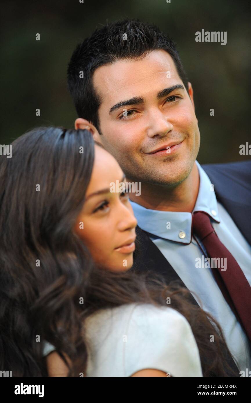 Jesse Metcalfe and Cara Santana arrive at the 2012 Environmental Media