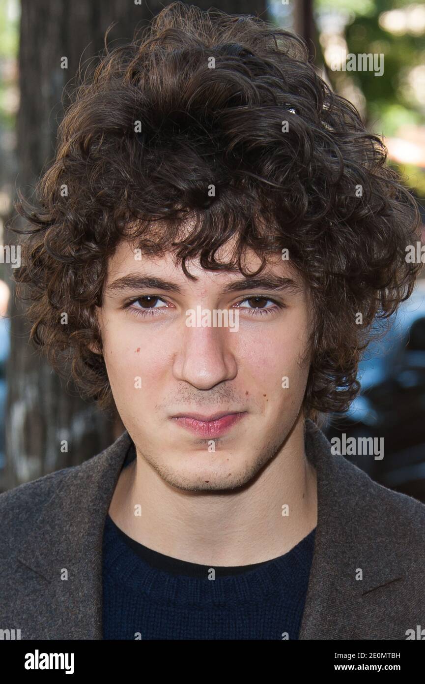 Vincent Lacoste arriving for the premiere of the movie 'Asterix et ...