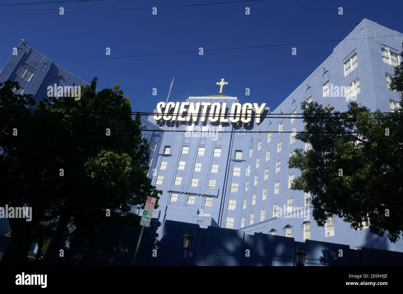 Church scientology los angeles building hi-res stock photography and ...