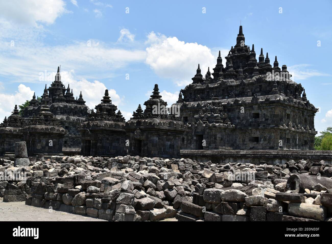 perwara/pervara and main temple in plaosan temple complex at Central ...