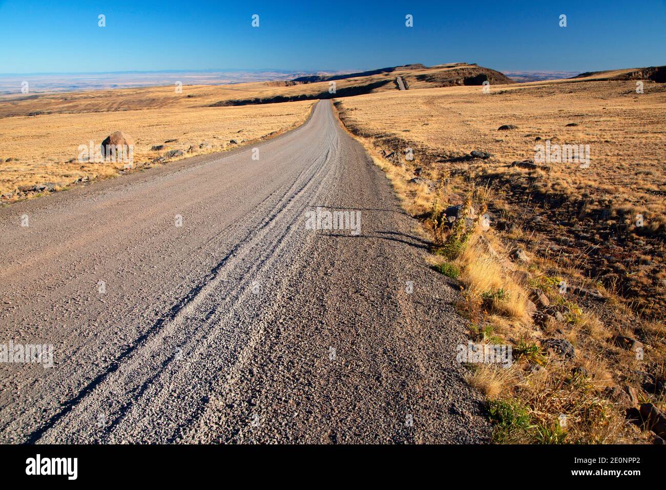 Steens mountain loop road hires stock photography and images Alamy