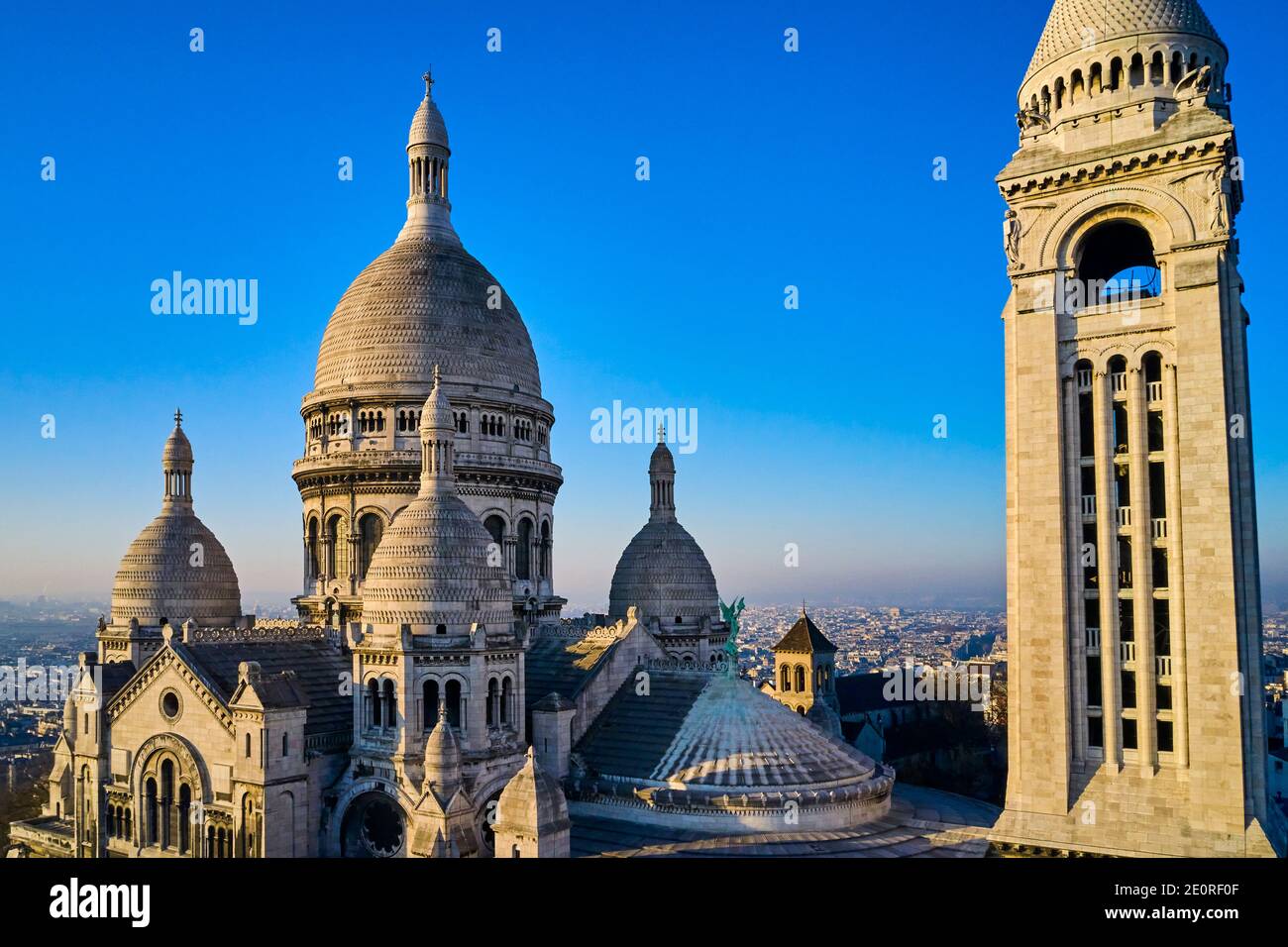 France, Paris (75), the basilica of the Sacre Coeur on the hill of Montmartre Stock Photo