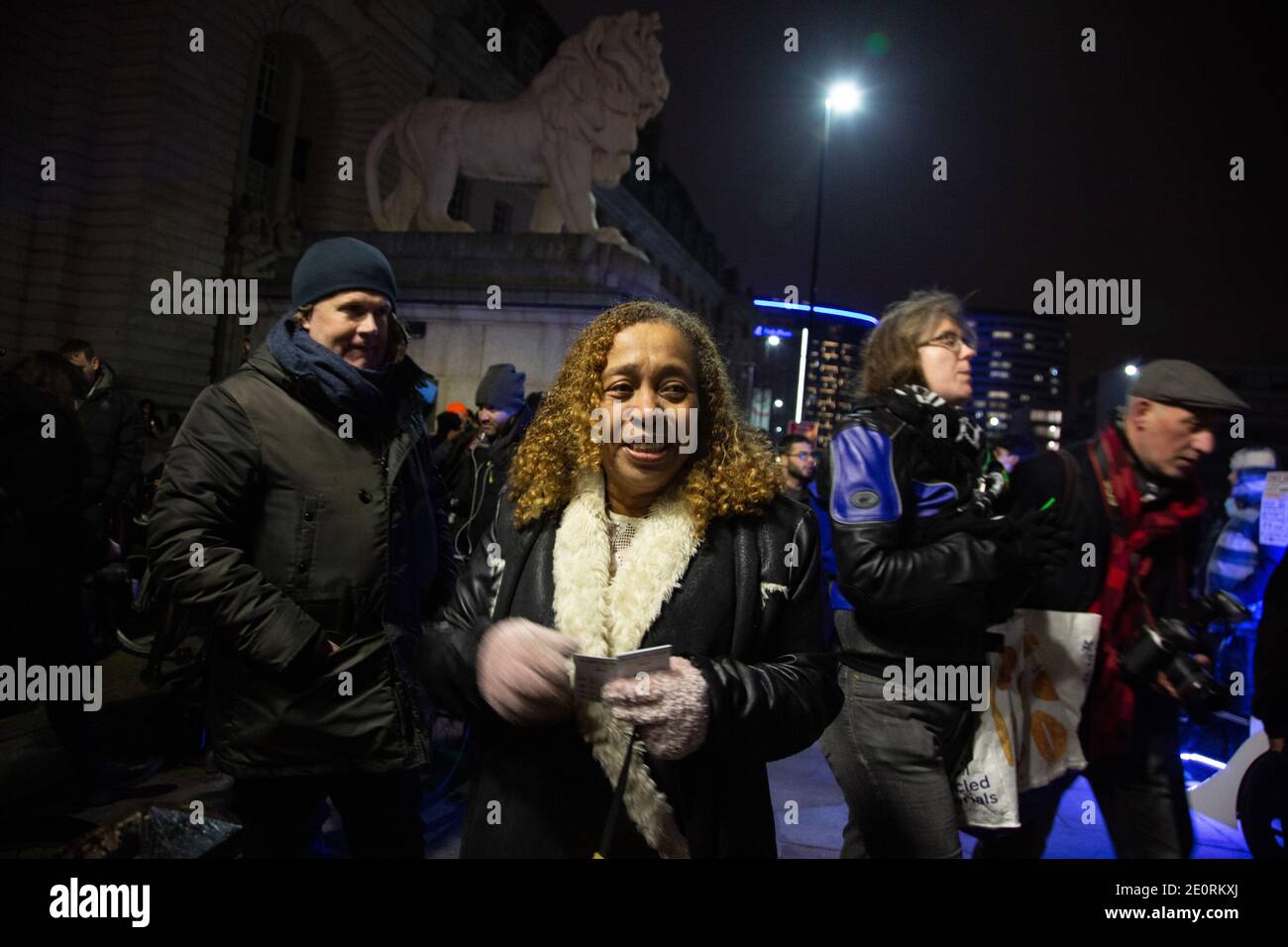 Anti lockdown protesters on New Year's Eve on Westminster Bridge. — 31. December 2020, England, London, UK Stock Photo