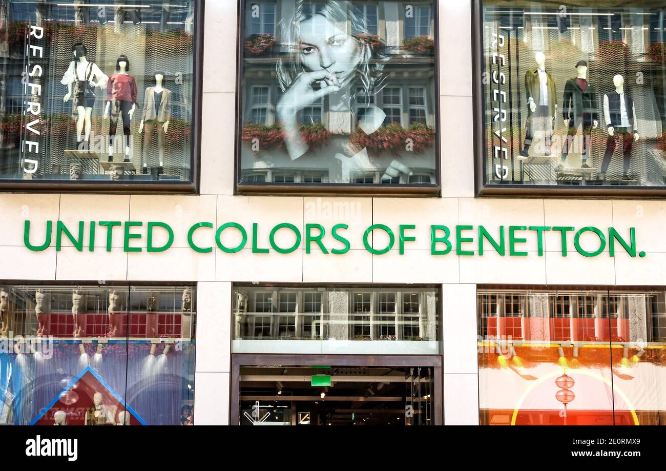 Benetton store. Benetton Group S.p.A. is a global fashion brand, based in  Ponzano Veneto, Italy Stock Photo - Alamy