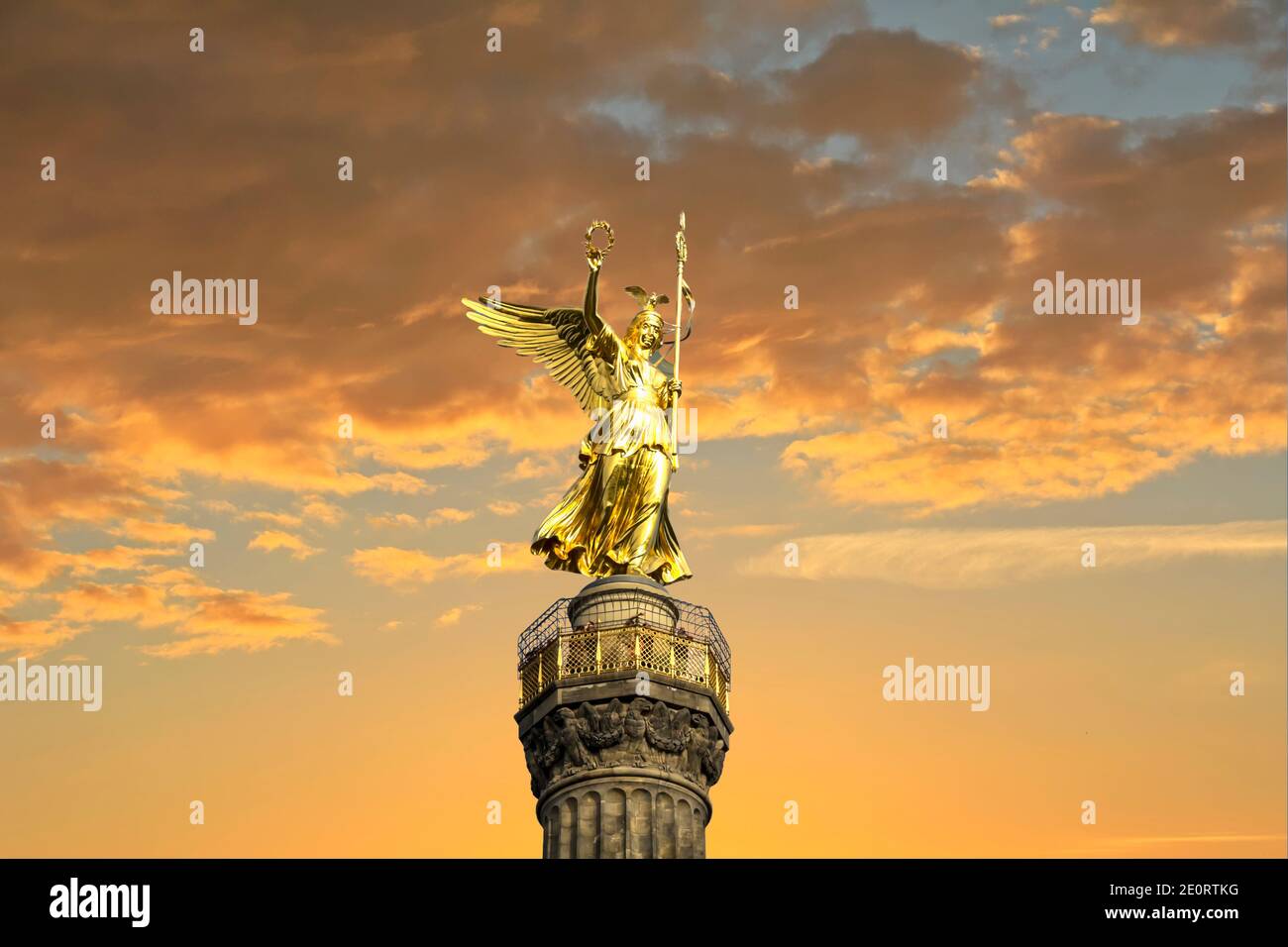 Victoria memorial circle hi-res stock photography and images - Alamy