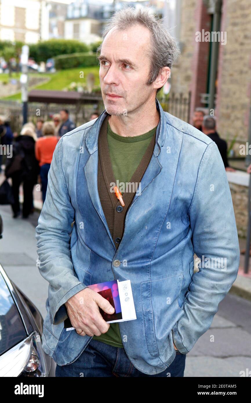 Stephen dillane hi-res stock photography and images - Alamy