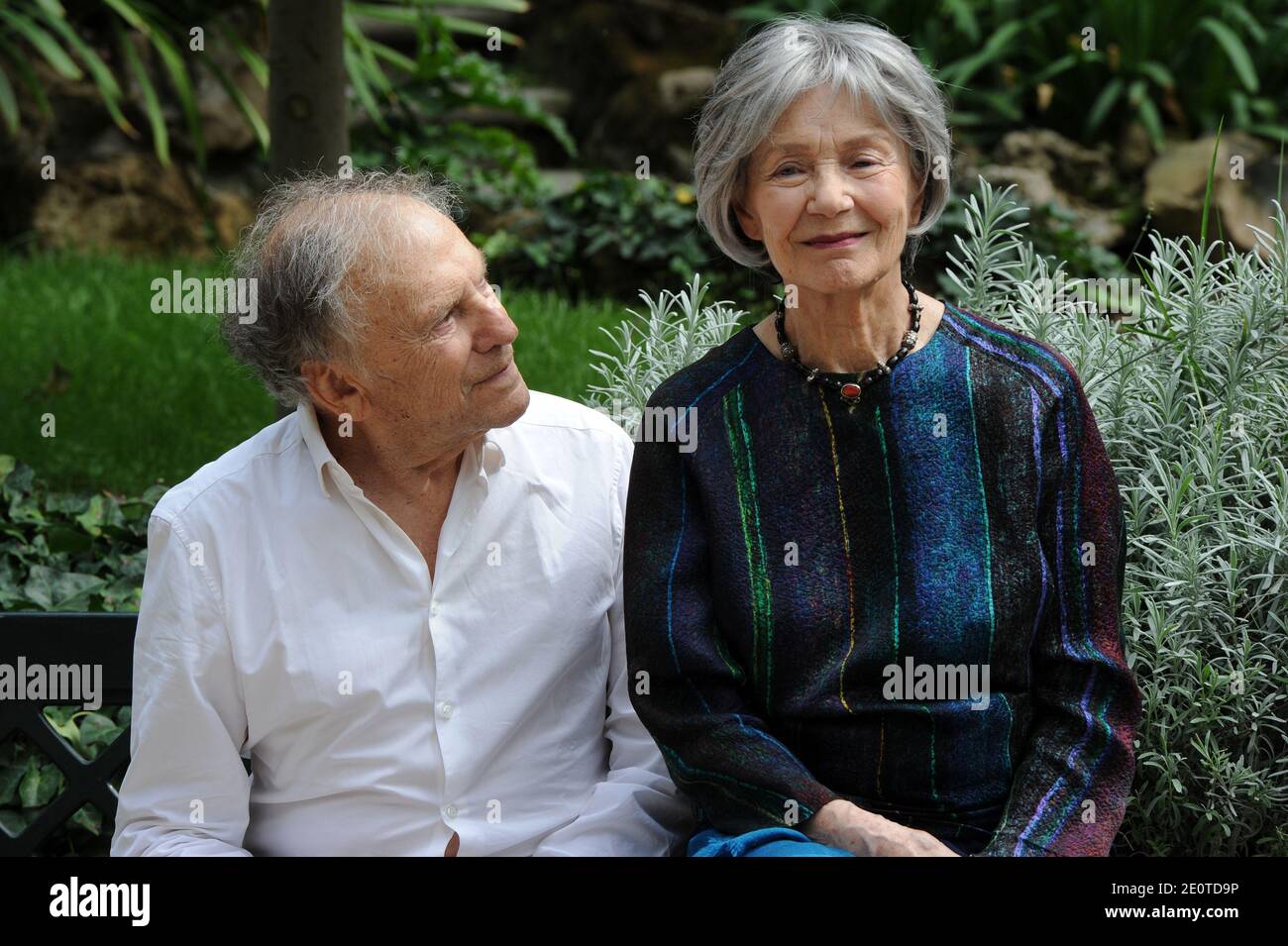 French actor Jean-Louis Trintignant and French actress Emmanuelle Riva pose  during a photocall for the presentation of the film 'Amour' on October 9,  2012 in Rome, Italy. This movie won the Palme