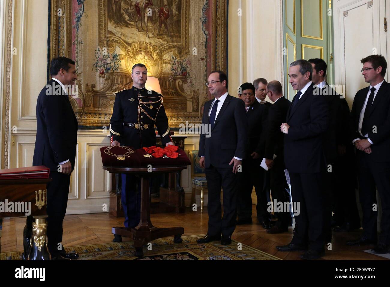 French President Francois Hollande receives his Peruvian counterpart Ollanta Humala at the Elysee Palace in Paris on November 15, 2012. Photo by Stephane Lemouton/ABACAPRESS.COM Stock Photo