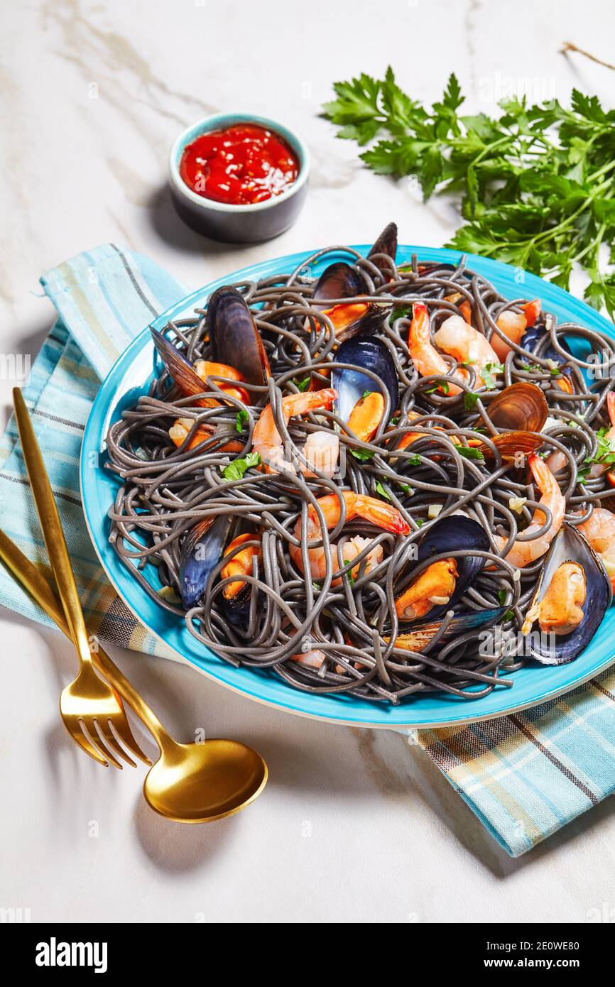 Black ink sauce hi-res stock photography and images - Alamy