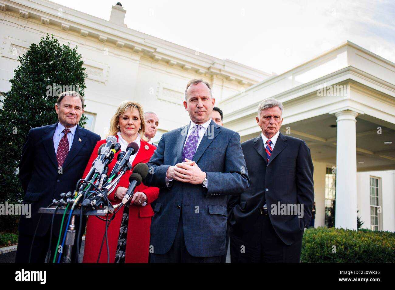 A bipartisan delegation of governors (L-R) Gary Herbert (R-UT), Mary Fallin (R-OK), Mark Dayton (D-MN), Jack Markell (D-DE), Scott Walker (R-WI) and Mike Beebe (D-AR) speak to the media outside of the White House after meeting with President Barack Obama and Vice President Joe Biden to discuss the actions needed to keep our economy growing and find a balanced approach to reduce our deficit in Washington, DC, USA on December 4, 2012. Photo by Pete Marovich/ABACAPRESS.COM Stock Photo