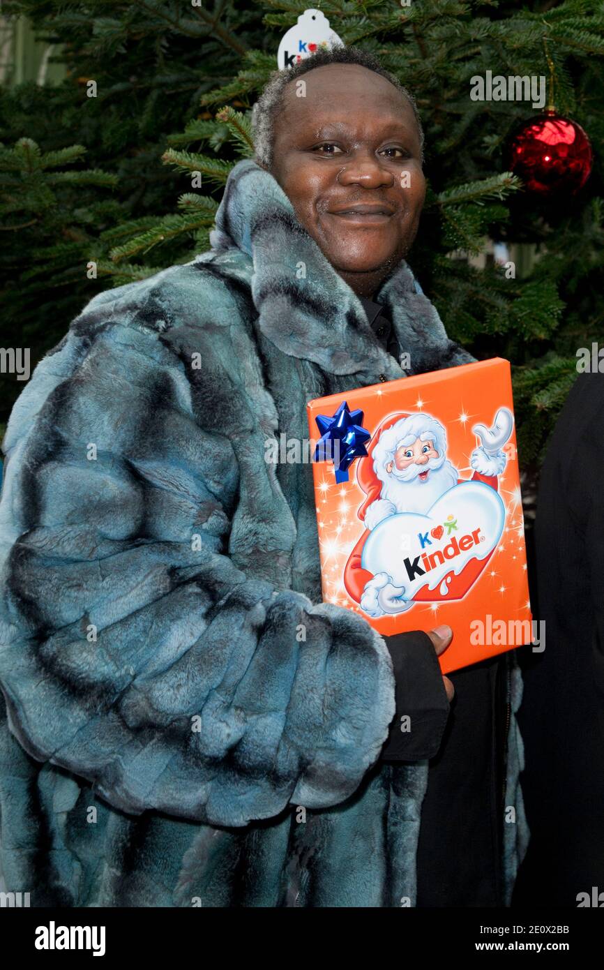 Magloire attending the french 'Secours Populaire' Christmas organised by Kinder on the Ice-rink hosted in the glass-roofed central hall of the Grand Palais, in Paris, France, on december 19, 2012. Photo by Aurore Marechal/ABACAPRESS.COM Stock Photo