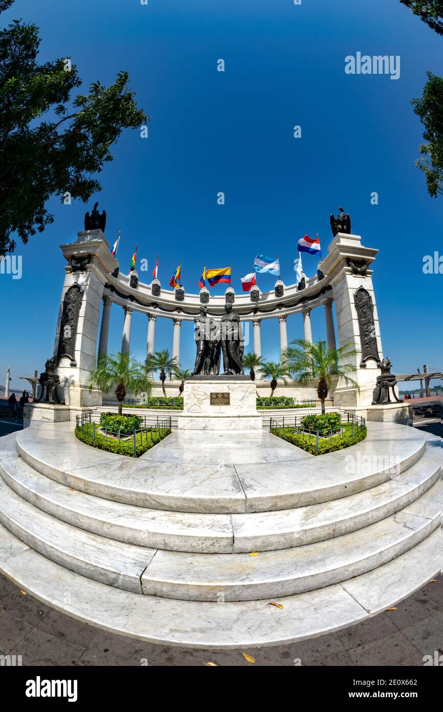 La Rotonda monument in Malecon Simon Bolivar, Guayaquil, Ecuador. A sunny day with no clouds and no people of this very touristic place. Stock Photo