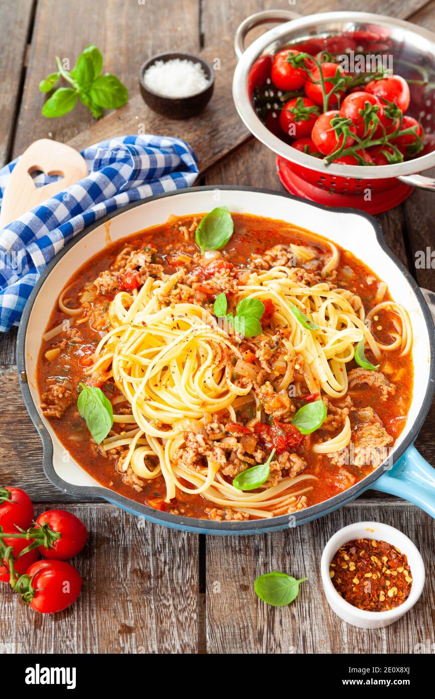 Linguine Pasta With Bolognese Sauce Stock Photo Alamy
