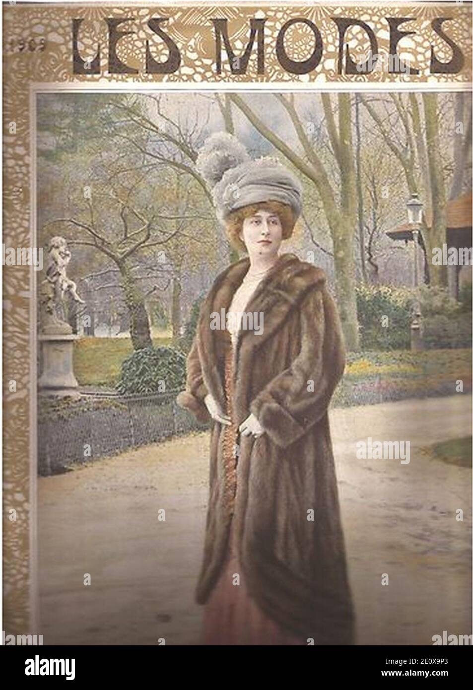 Les Modes 1909, sable fur coat. Stock Photo
