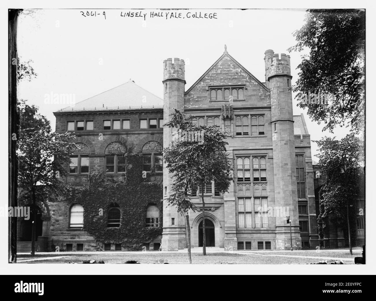 Linseley Hall, Yale College Stock Photo Alamy
