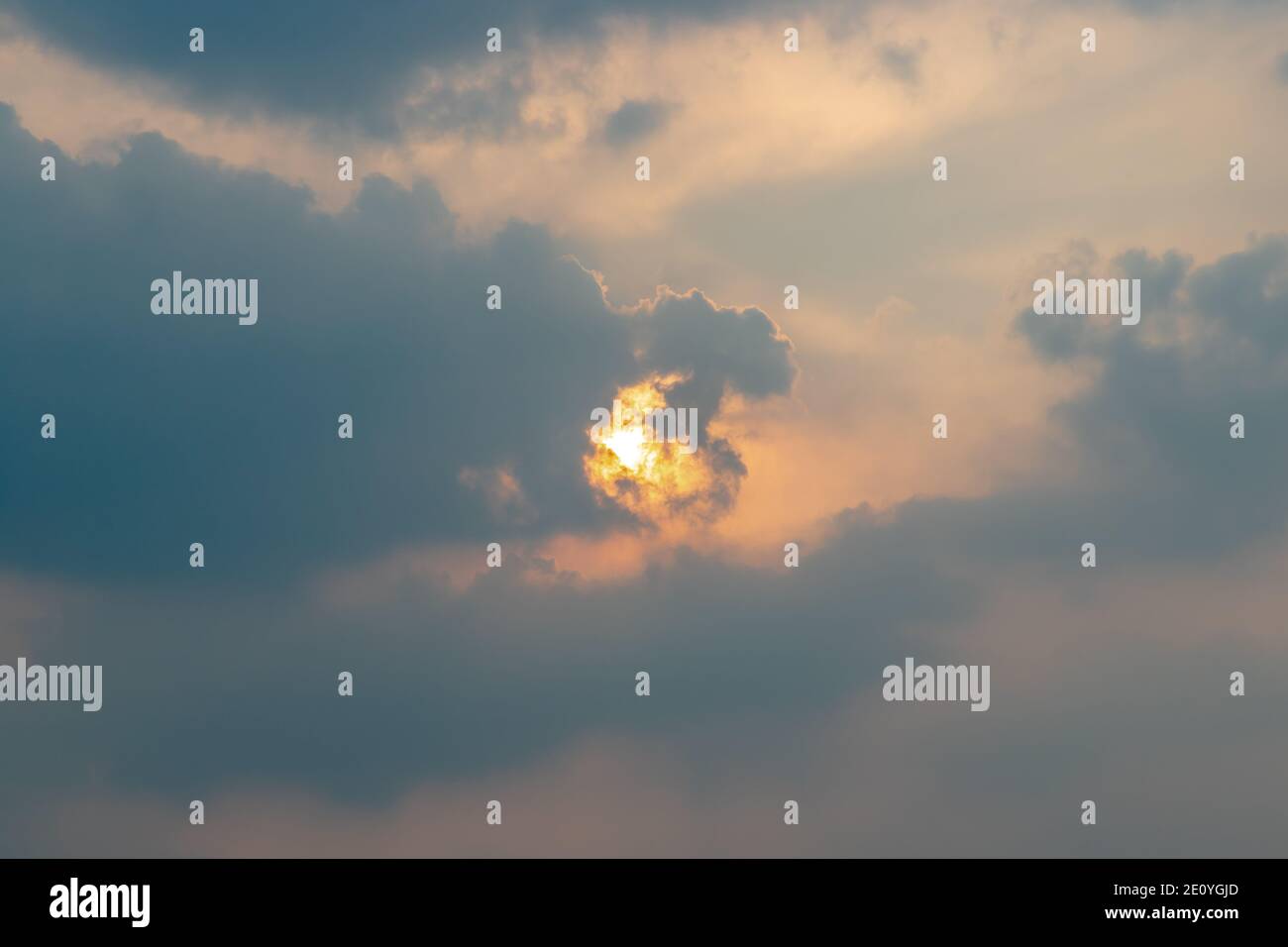 Beautiful sunset sky above clouds with dramatic light, Beautiful ...