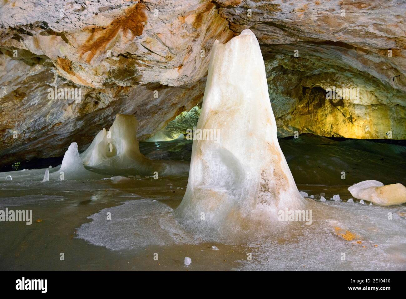 Dobsina Ice Cave Hi res Stock Photography And Images Alamy dobsina-ice-cave-hi-res-stock-photography-and-images-alamy