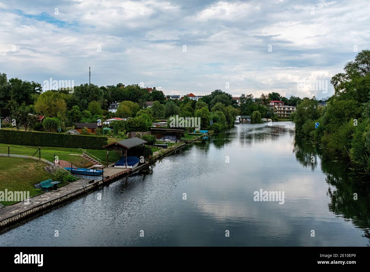 Rudersdorf, Germany. The Strausberger Mulenflies River through Rudersdorf. Stock Photo