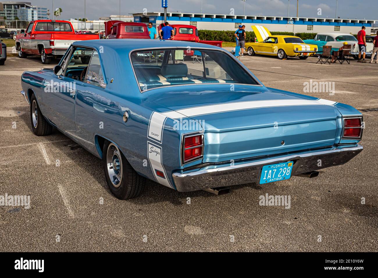 1969 dart swinger hi-res stock photography and images
