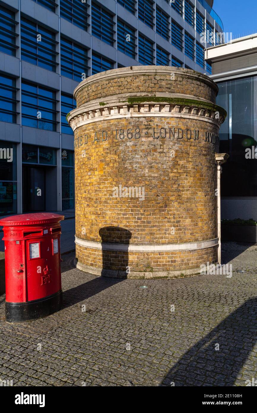 London Hydraulic Power Company, Tower Hill, London Stock Photo Alamy