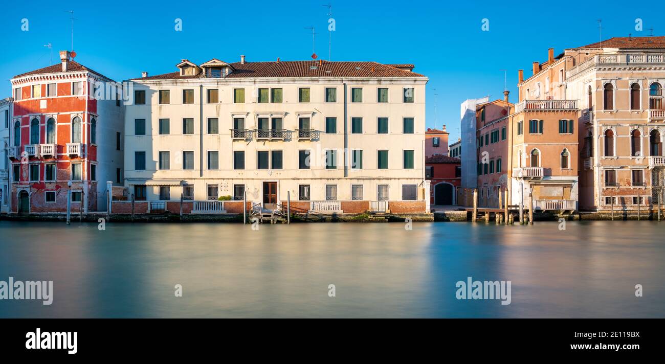 House On The Grand Canal In Venice Stock Photo - Alamy