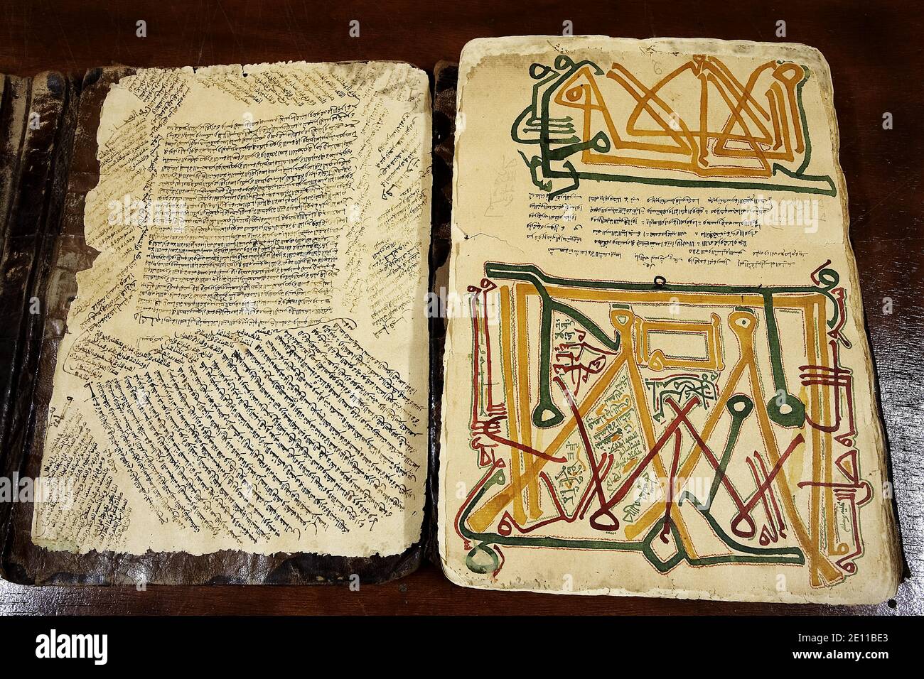Africa /MALI /Timbuktu/ Old Manuscript in the private library Mamma Haidara in Timbuktu. Stock Photo