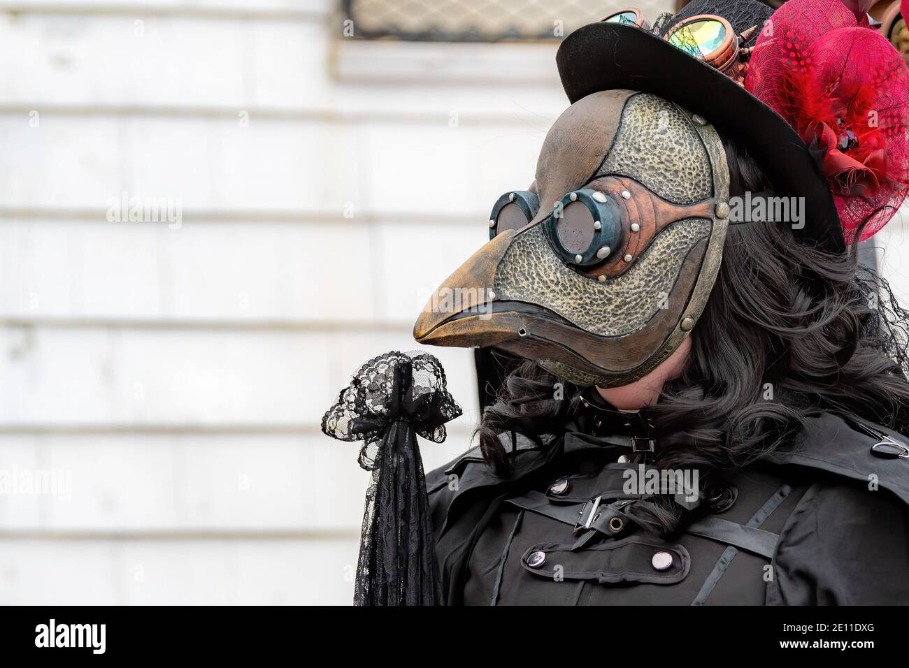 Plague doctor costume hi-res stock photography and images - Alamy