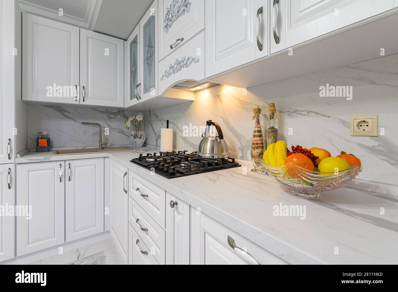 White modern kitchen in classic style Stock Photo - Alamy